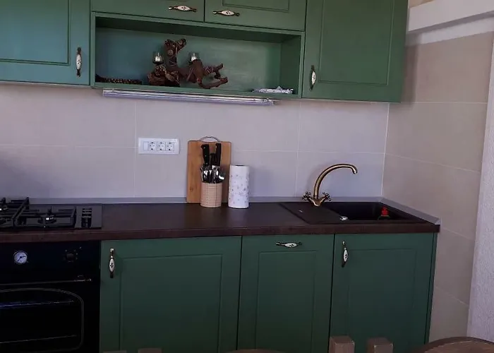 Natasha Willa Makarska